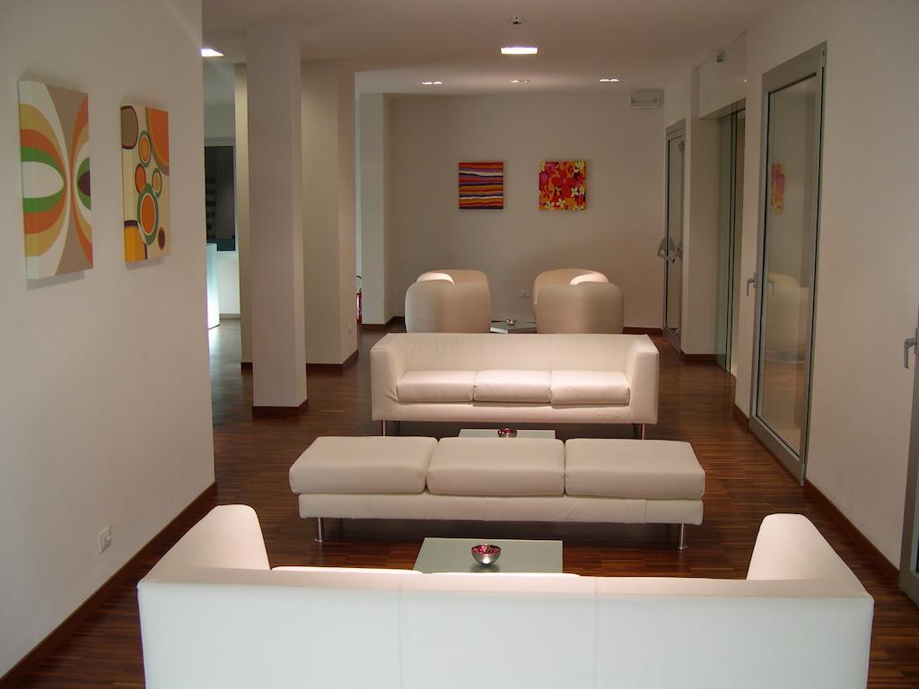 Hotel Columbia Bellaria-Igea Marina Buitenkant foto